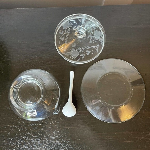 Vintage 3 Piece Etched Clear Glass Condiment Jelly/Condiment Bowl w/Spoon - Picture 6 of 8